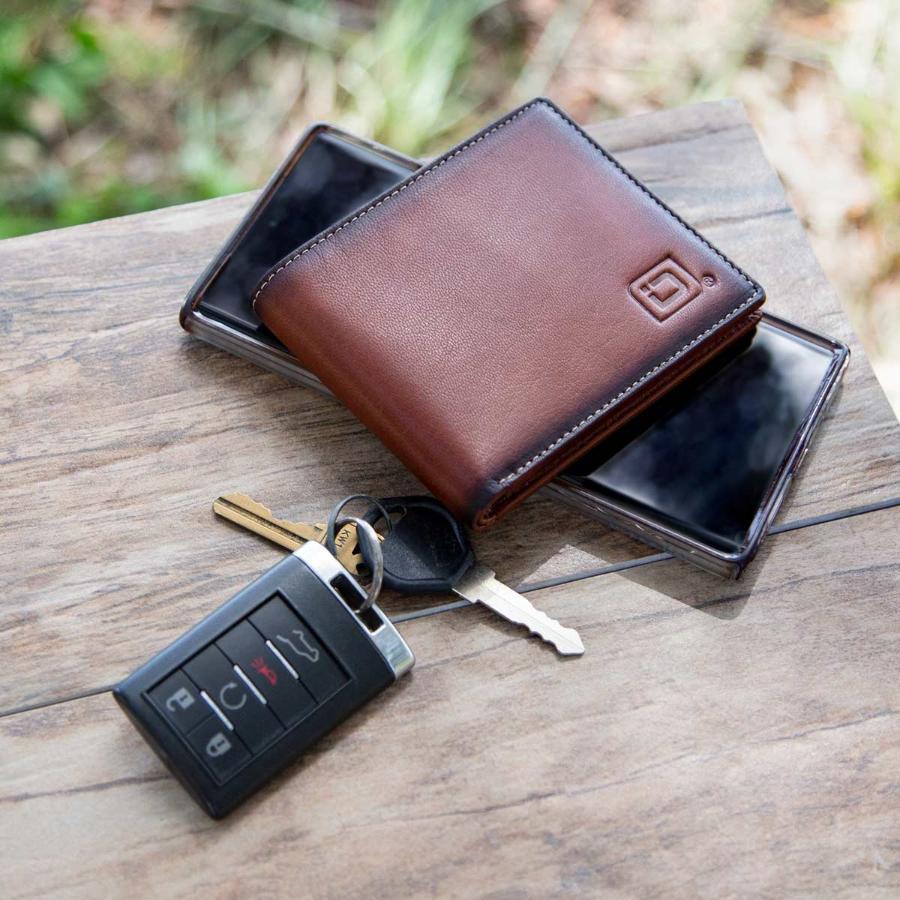 Men's RFID Bifold Wallet – 10 Slots, ID Window