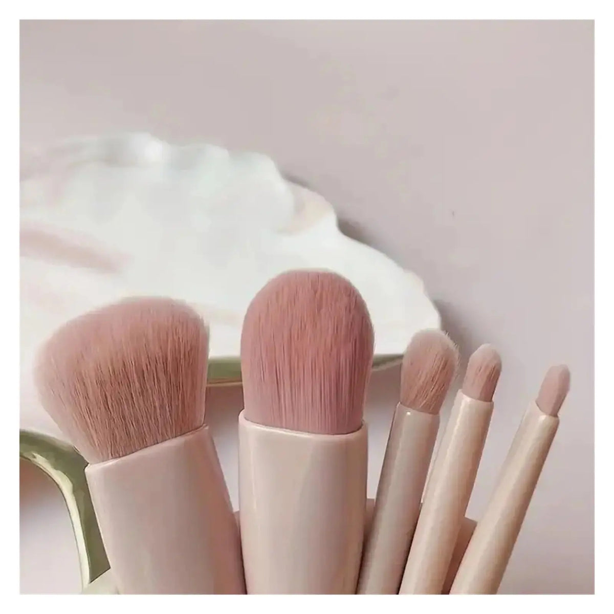 Mini Travel Makeup Brush Set – 5 Pieces, with Case & Mirror