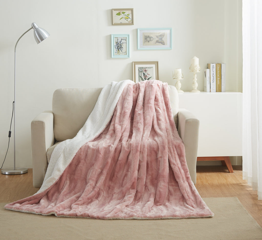 Faux Fur Throw Blanket – Dusty Rose Pink
