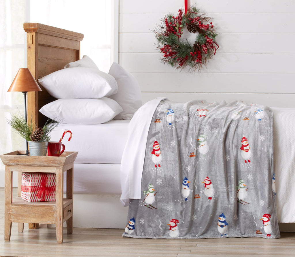 Velvet Throw Blanket – Pearl Collection