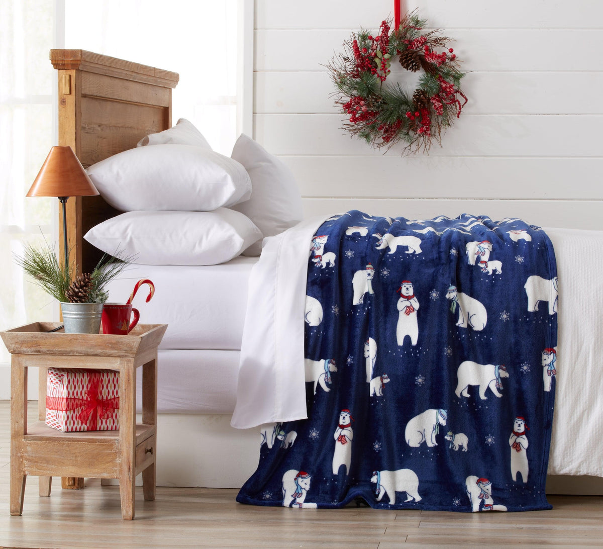 Velvet Throw Blanket – Pearl Collection