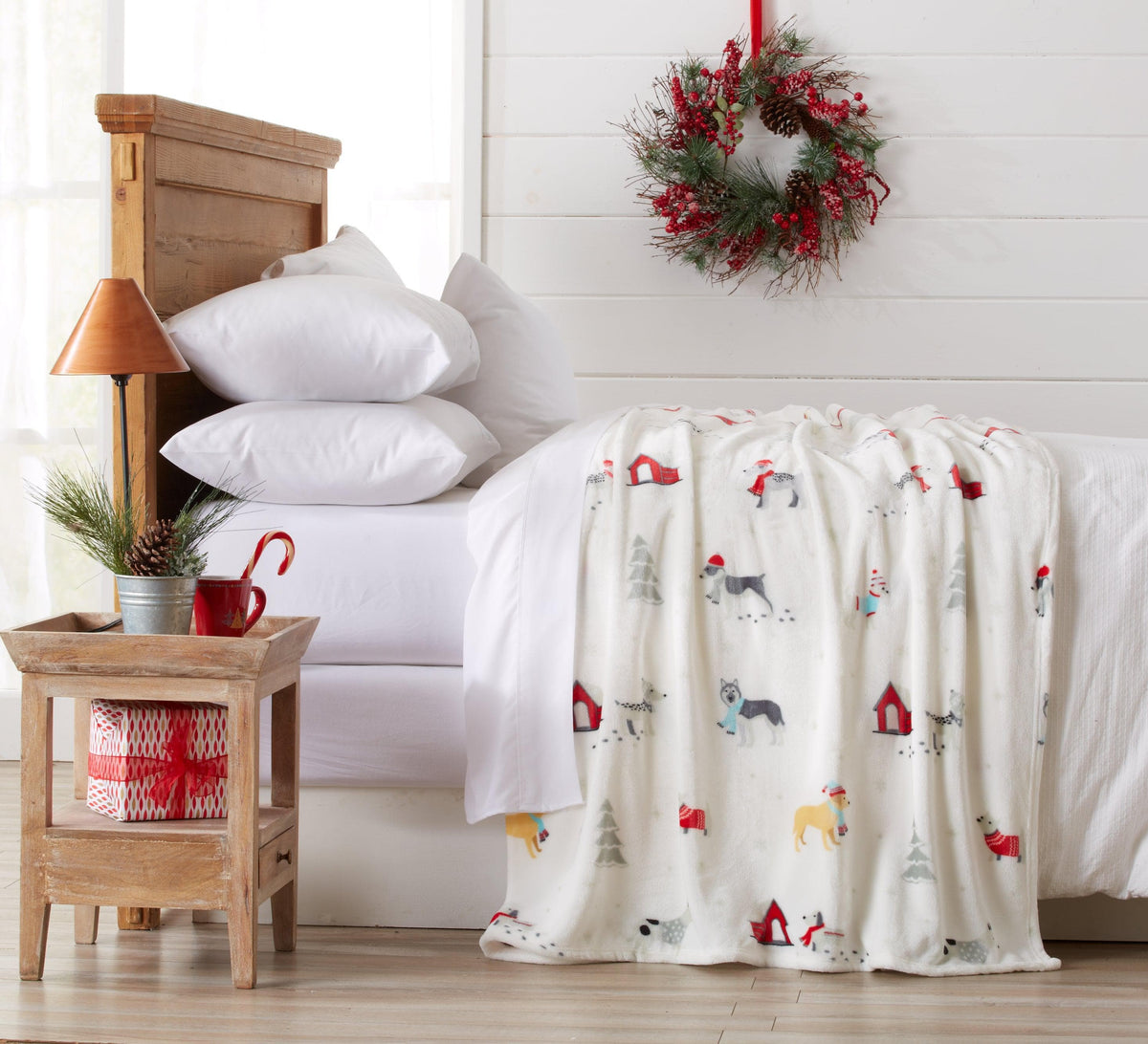 Velvet Throw Blanket – Pearl Collection