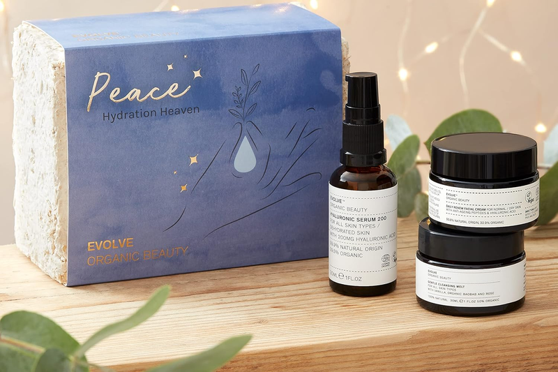 - Hydration Heaven Skincare Kit (3 Piece Set)